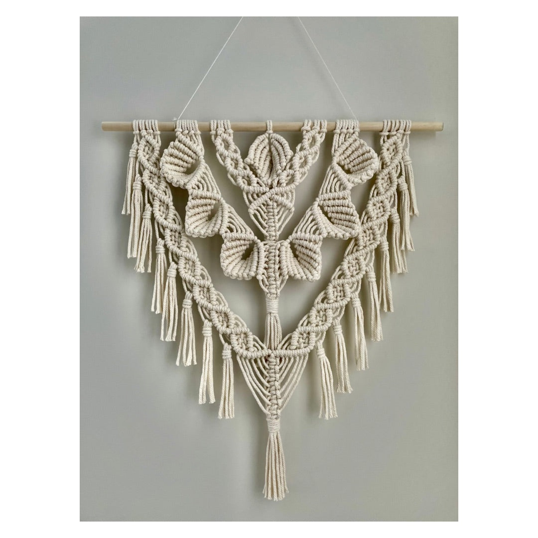 Macrame wall hanging